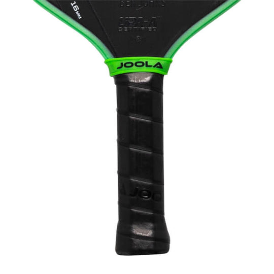 JOOLA Hyperion 3S 16mm – 5.5 inch handle and 4.25 grip close-up