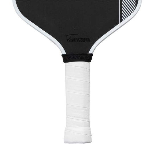 JOOLA Magnus Pro IV – 5 inch handle and 4.25 grip close-up
